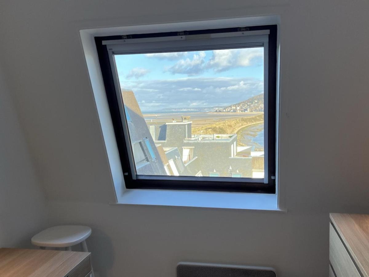 Appartement 2 Pieces Cabourg Avec Balcon, Ascenseur Et Vue Mer - Fr-1-487-335 מראה חיצוני תמונה